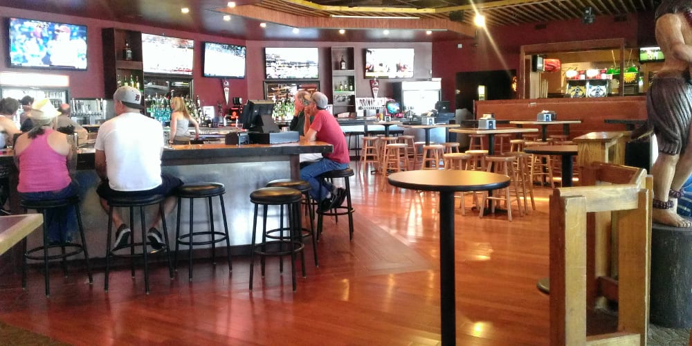Gibby’s Big Backyard Sports Bar & Grill Specials – Aurora Happy Hours