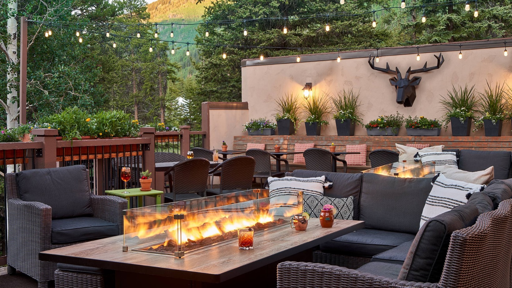 image of the fitz bar in vail