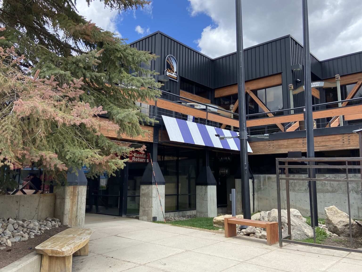 The 13 Best Bars in Winter Park, Colorado