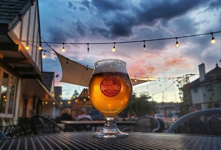 17 Best Bars in Fort Collins, CO