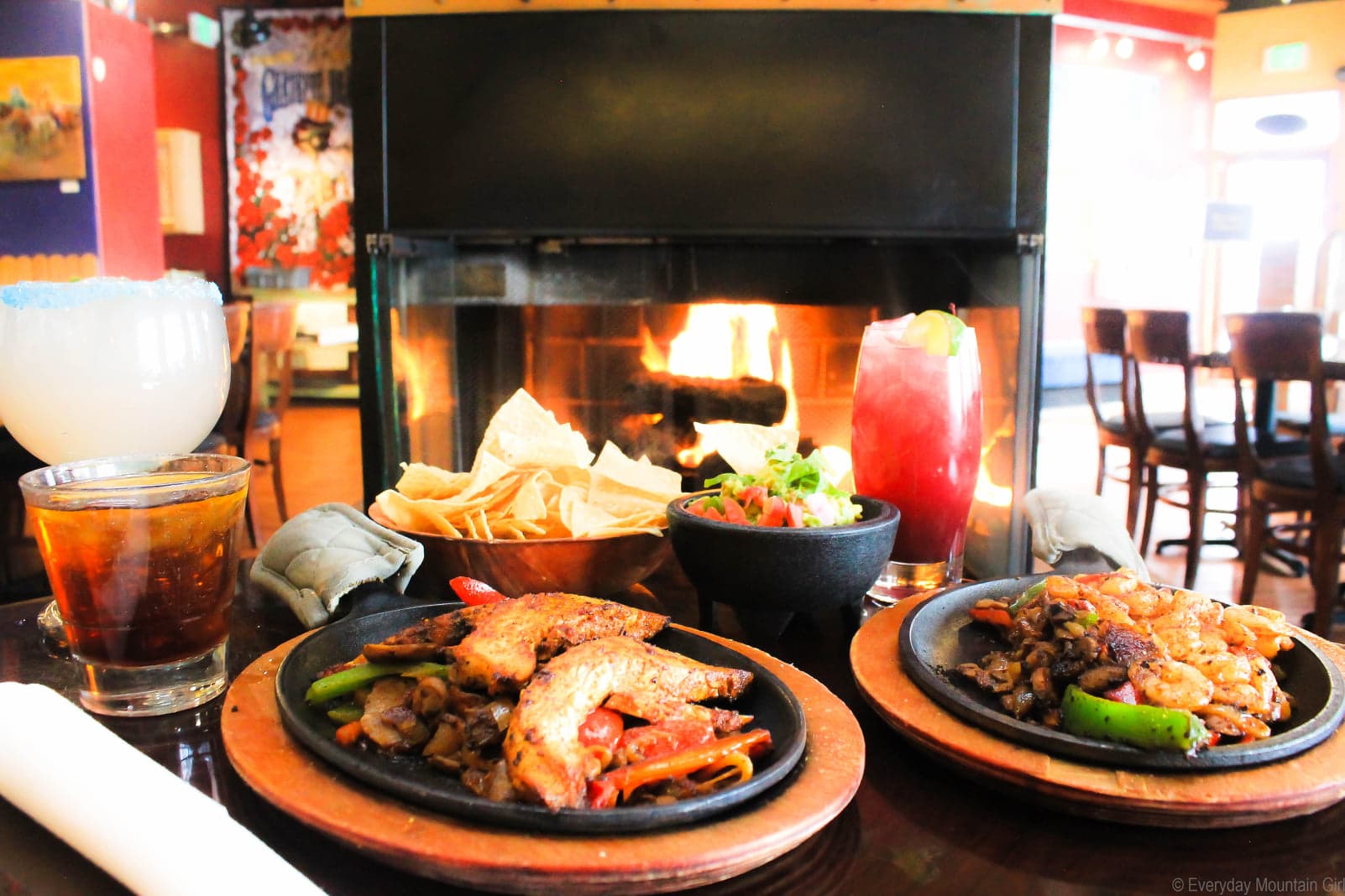 dining room at mayas cantina in evergreen