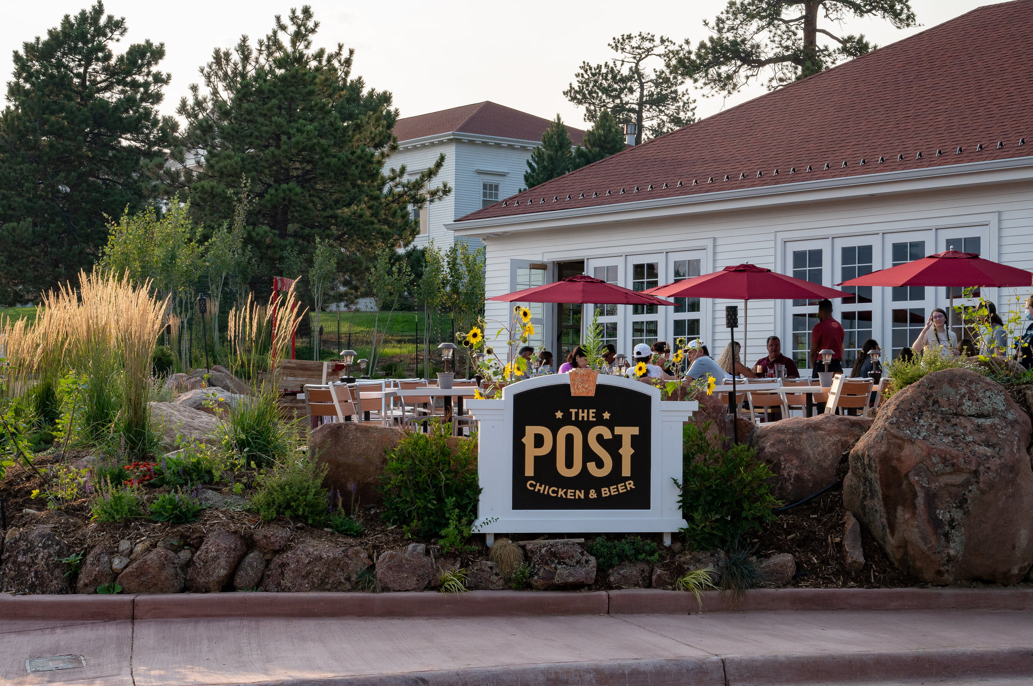 the post chicken and beer in estes park